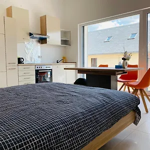  Apartamento New In